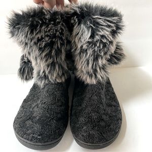 Kooba Long Faux Fur Knitted Boots Size L